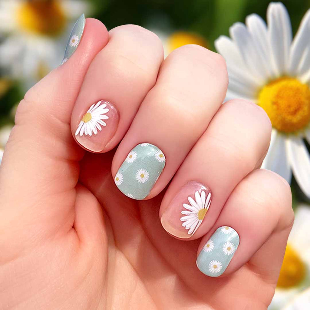 Blue Daisy Nail Wraps – Feel Good Being You Boutique