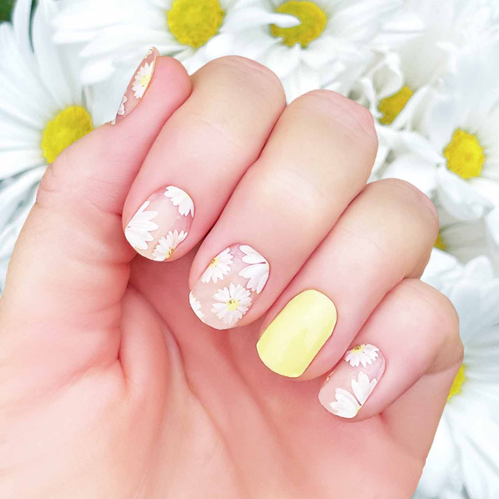 Get Trendy with Daisy Nail Wraps: Best Nail Strip for Nail Designs
